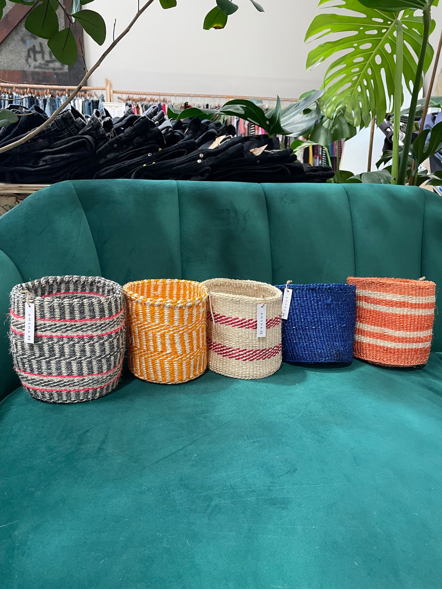 Small mixed color basket